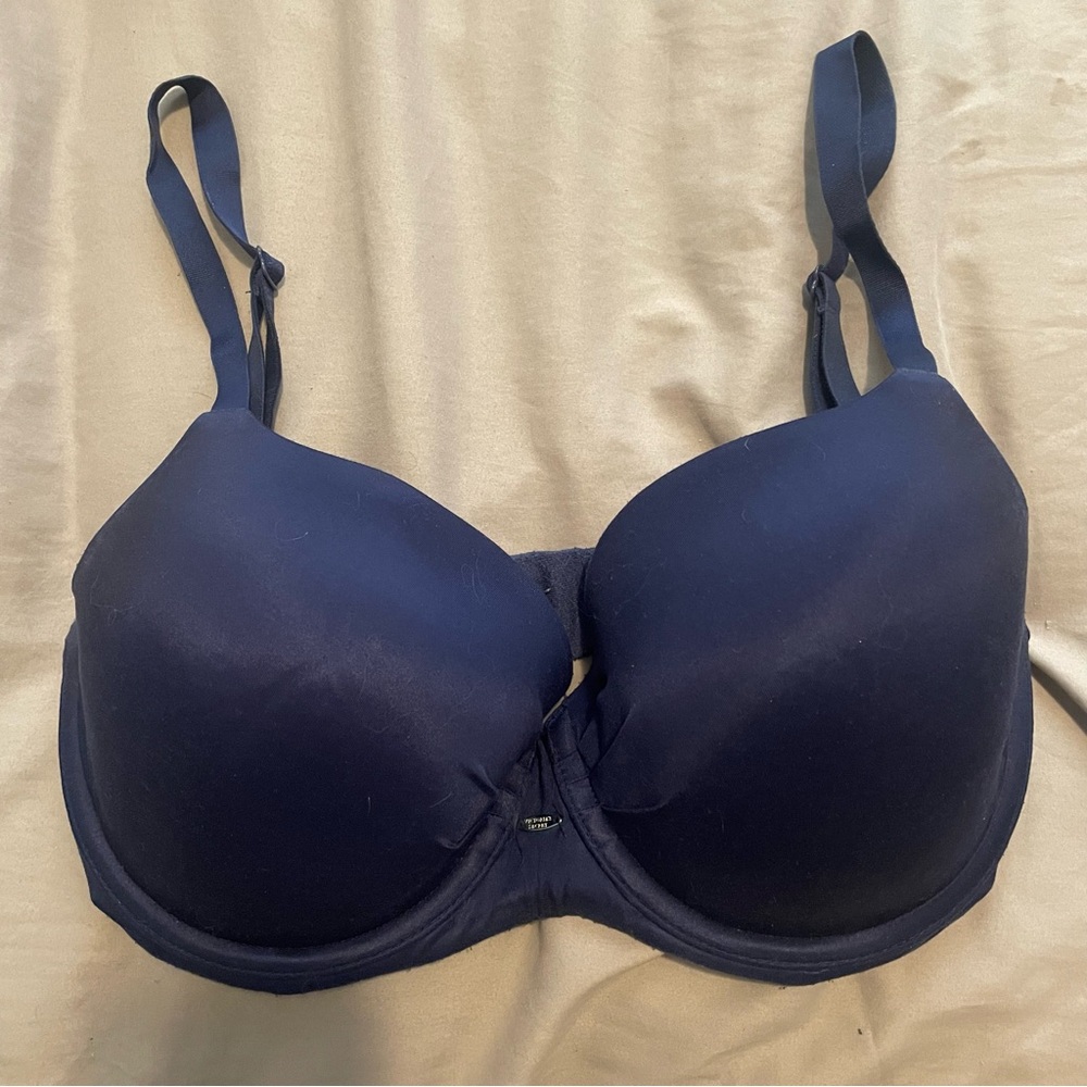 Victoria's Secret Navy Smooth Molded Underwire Bra